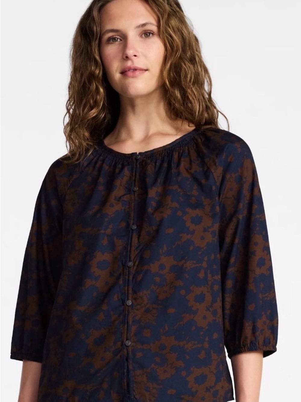 Time and Tru Women's Cotton Button Front Blouse with ¾
Length Sleeves XL
